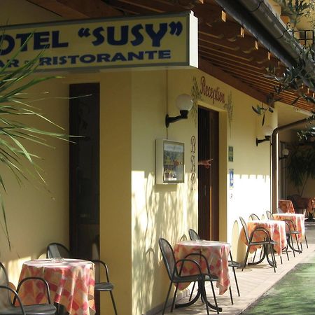 לימונה סול גרדה Hotel Susy מראה חיצוני תמונה