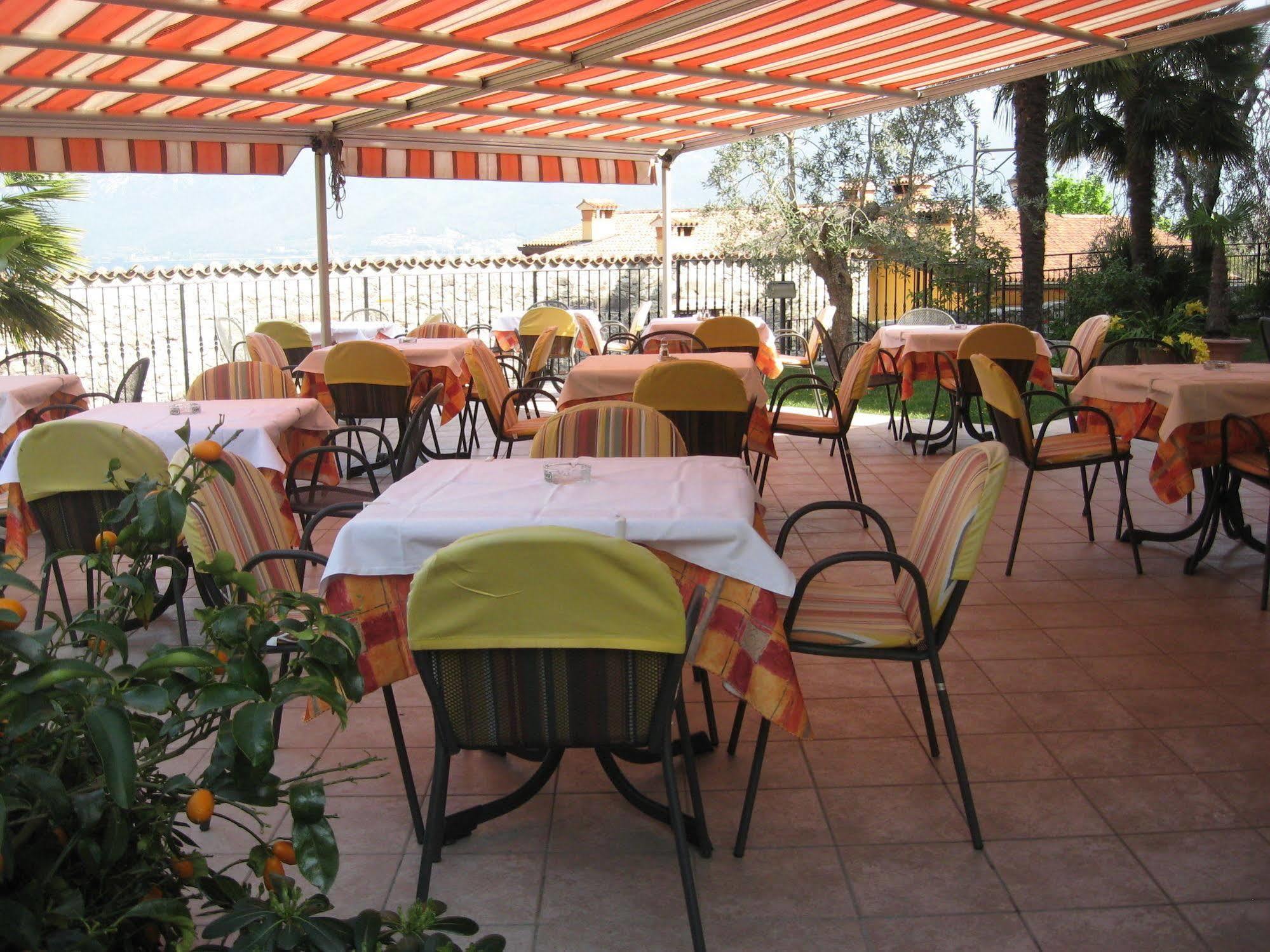 לימונה סול גרדה Hotel Susy מראה חיצוני תמונה