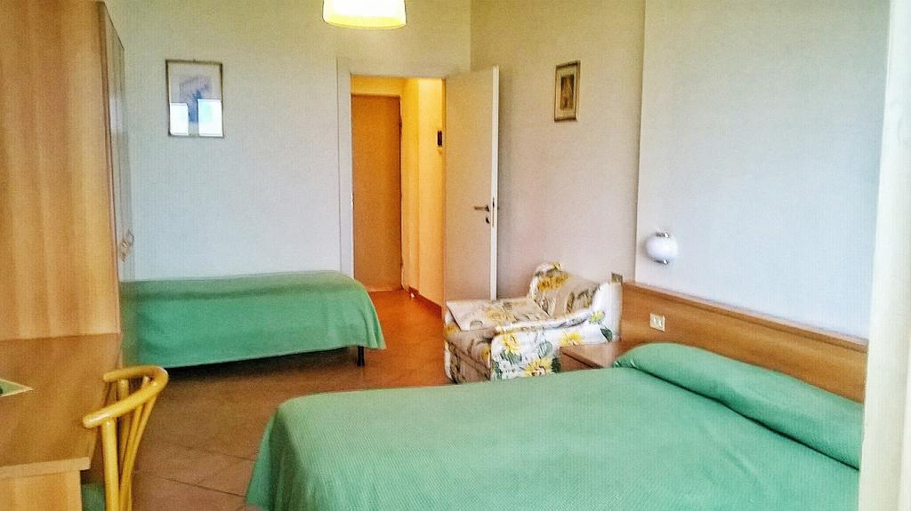 לימונה סול גרדה Hotel Susy מראה חיצוני תמונה